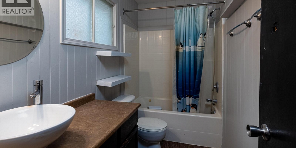 4821 PARK AVENUE Terrace Photo 11 4821 PARK AVENUE Terrace Photo 11